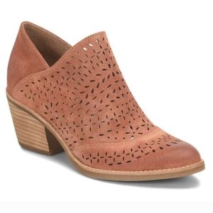 Sofft NEW!! Amberly Rust, Western, Suede, Stacked Heel Comfort Bootie WMS 10M